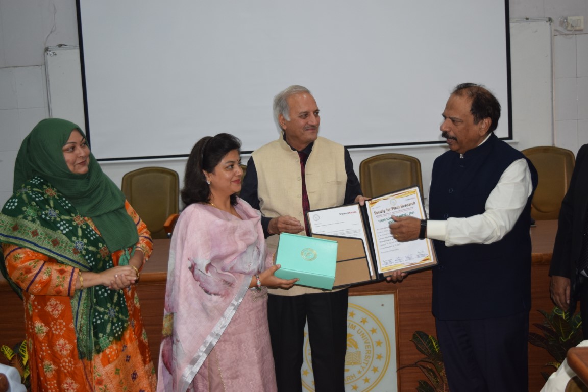 Dr Nitika Kapoor